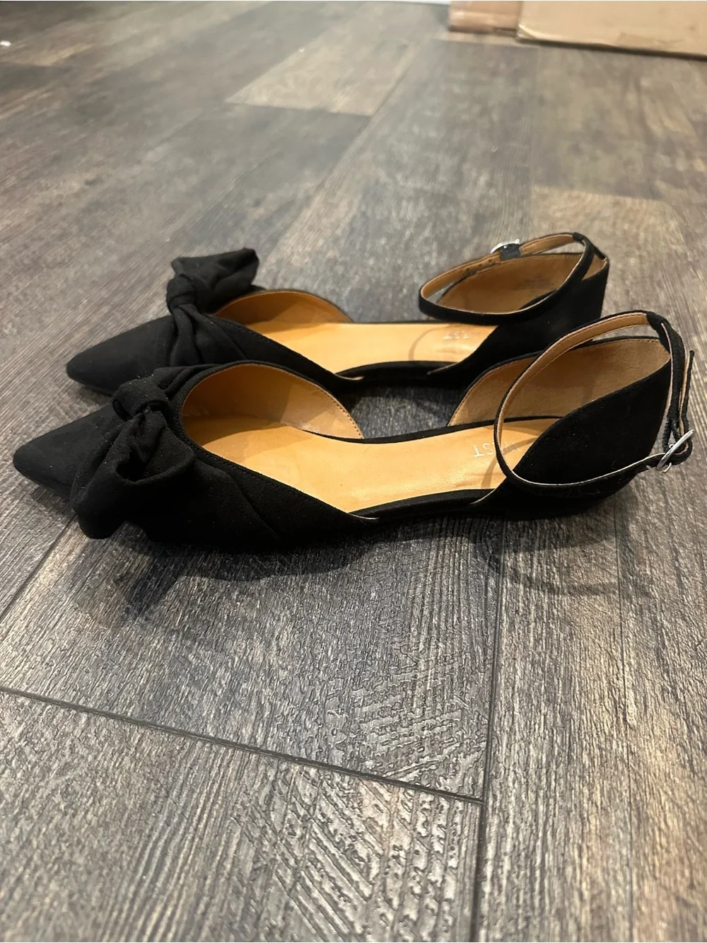 Nine West Black Pointed Toe Bow Ankle-Strap Flats